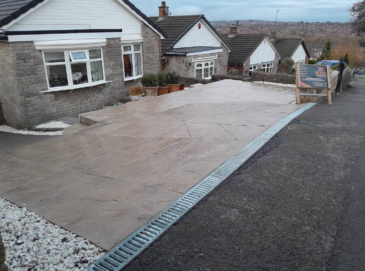 Builders in Stoke-on-Trent and Stoke-on-Trent